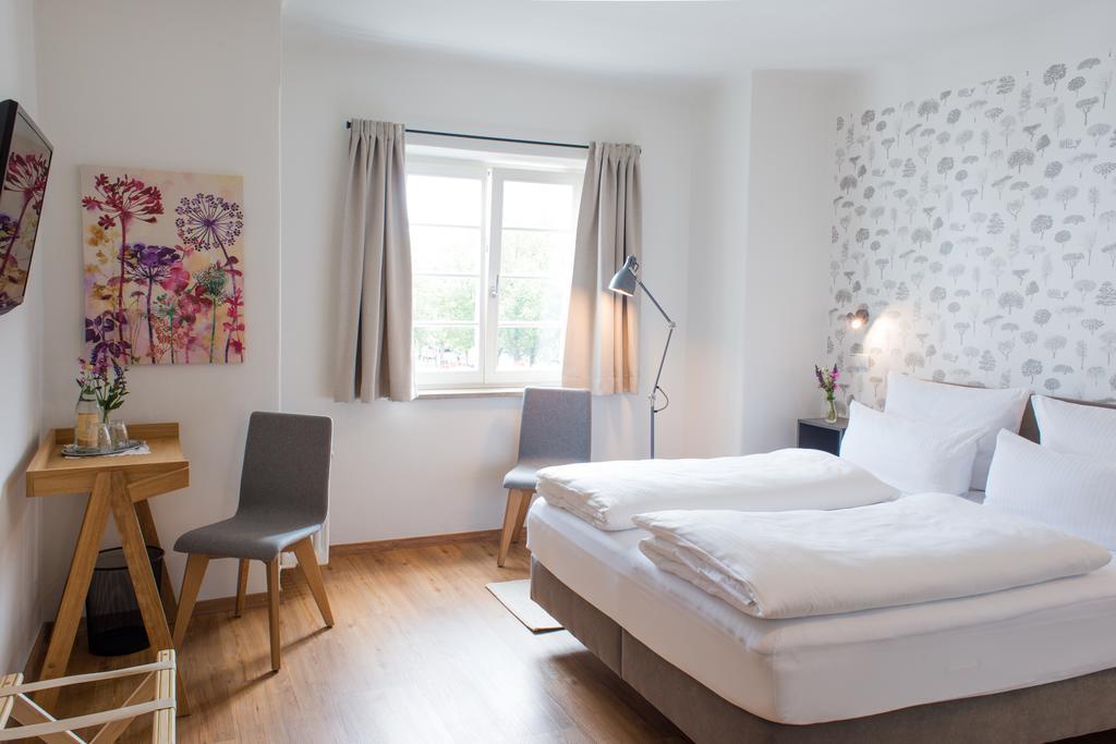Wailtl Hotel Dorfen Esterno foto